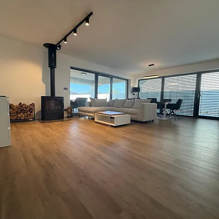 Hugo 570 Lejlighed